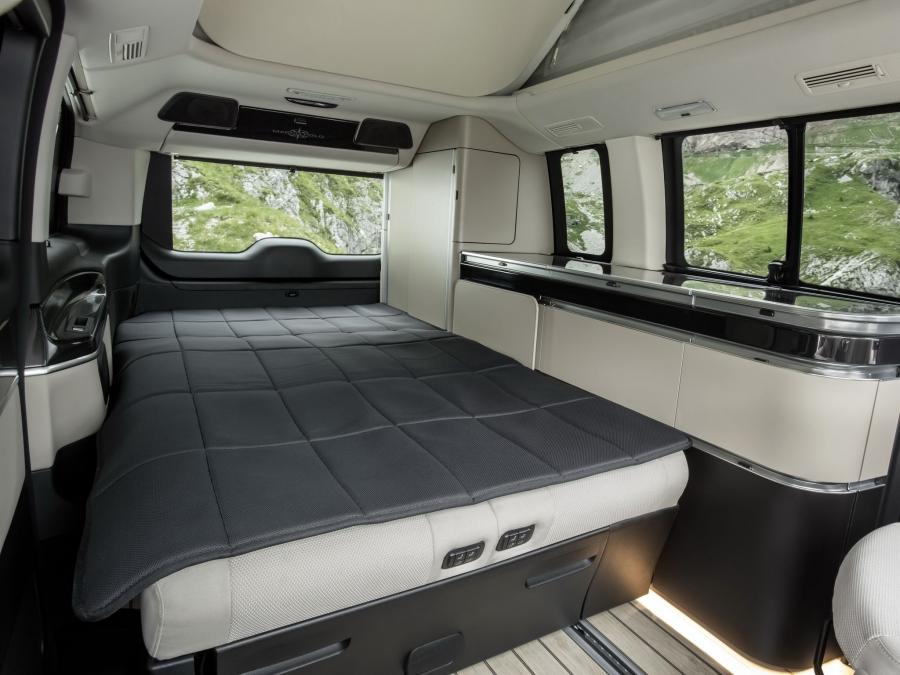 Интерьер Mercedes-Benz Marco Polo 250 BlueTEC (W447) 2015 года  (фото 8 из 32)